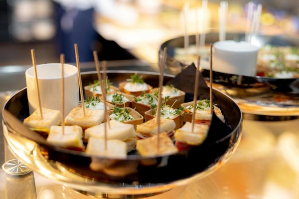 Découvrez les avantages d'une trancheuse à pain professionnelle